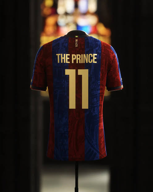 Camisa The Prince Neymar 11 Barcelona “The Trio” Azul e Vermelho Torcedor Masculino