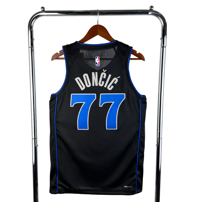 Regata NBA Dallas Mavericks Nike Authentic Doncic 77 - Preta