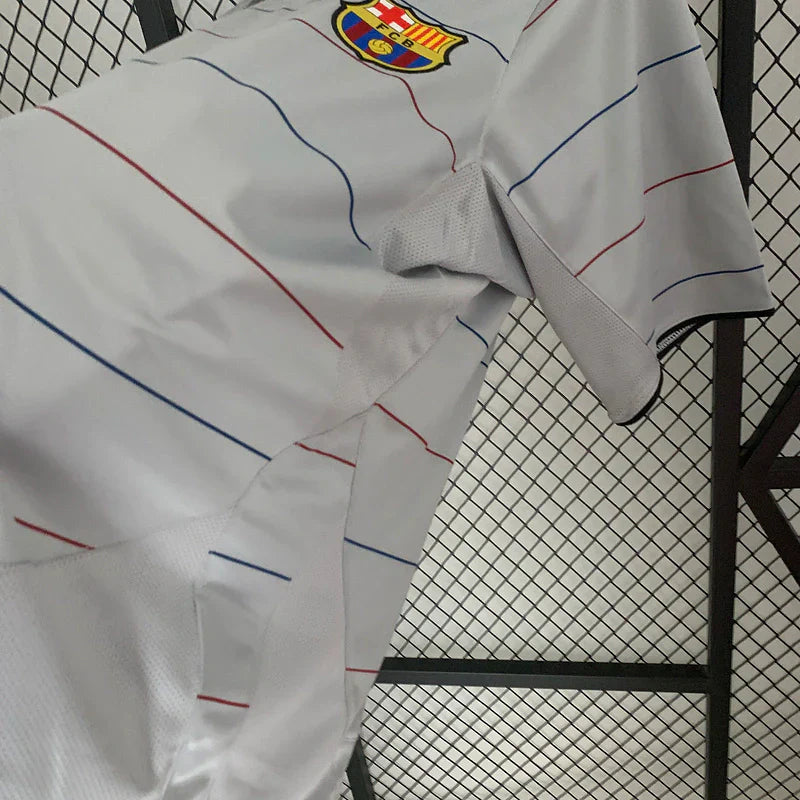 Camisa Retrô Barcelona Nike 2003/04 Masculino Cinza