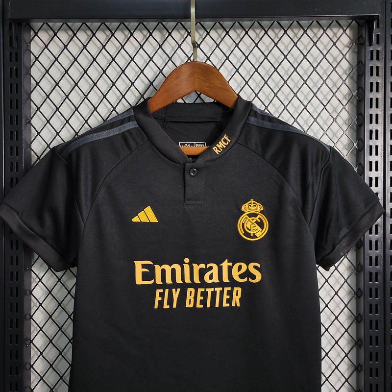 Kit Infantil Real Madrid ll 202324