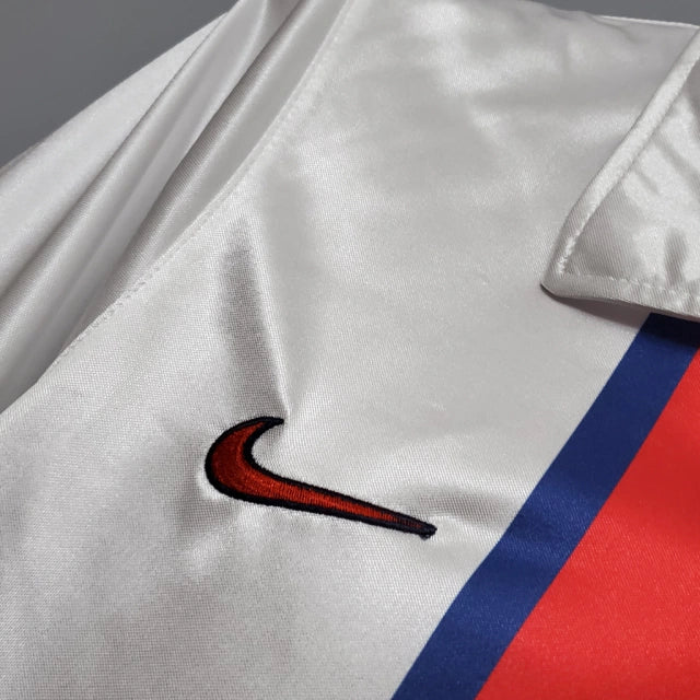 Camisa Paris Saint Germain PSG Retrô Away 98/99 Torcedor Nike Masculina - Branco, Azul e Vermelho