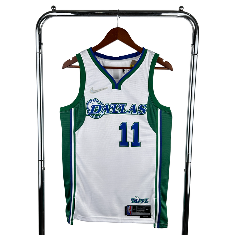 Regata NBA Dallas Mavericks Nike Authentic Irving 11 - Branca