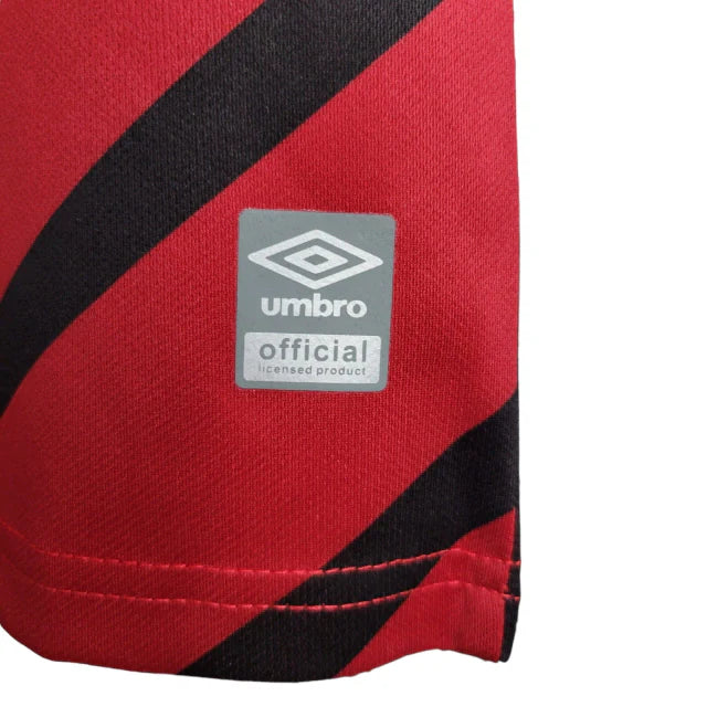 Kit Infantil Atlético Paranaense Away 23/24 - Umbro - Preta e vermelha